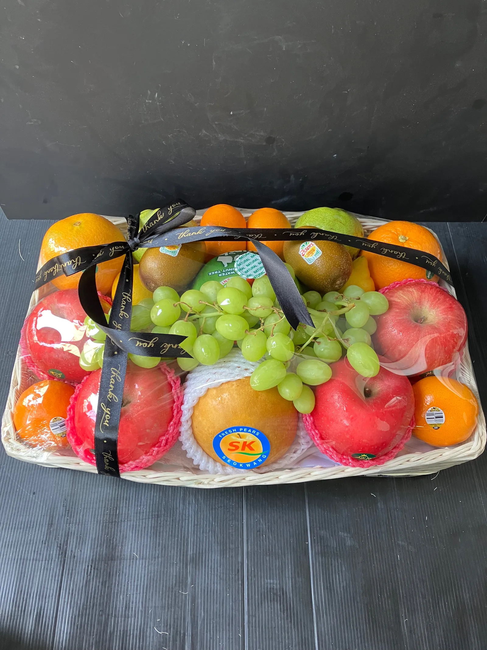 Fruitful Joy – hampers buah Goldenfruit